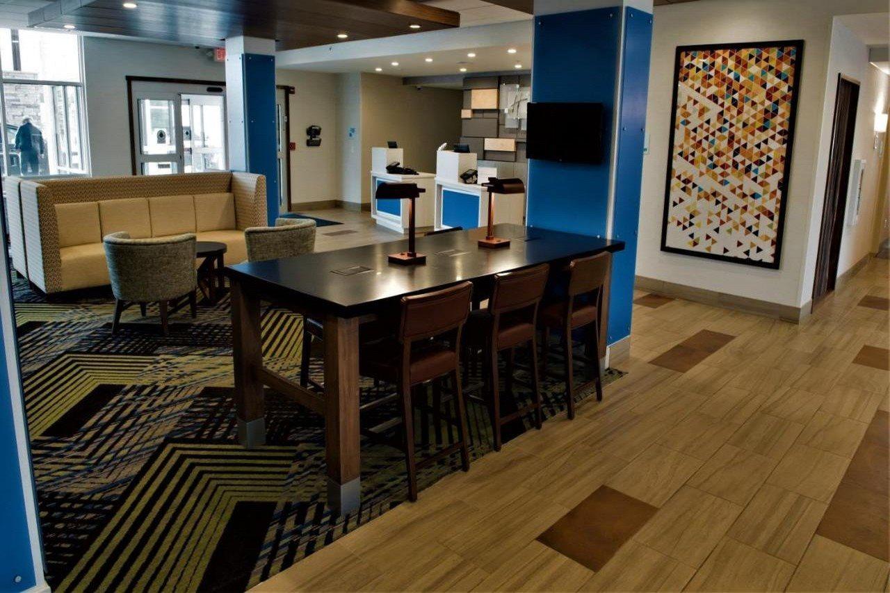 Holiday Inn Express & Suites Dayton North - Vandalia By Ihg Exterior foto